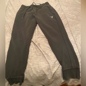 This is a very good quality American eagle jogger
